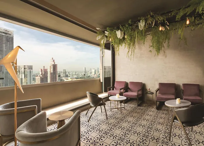 Hyatt Place Sukhumvit 24 Отель 4*