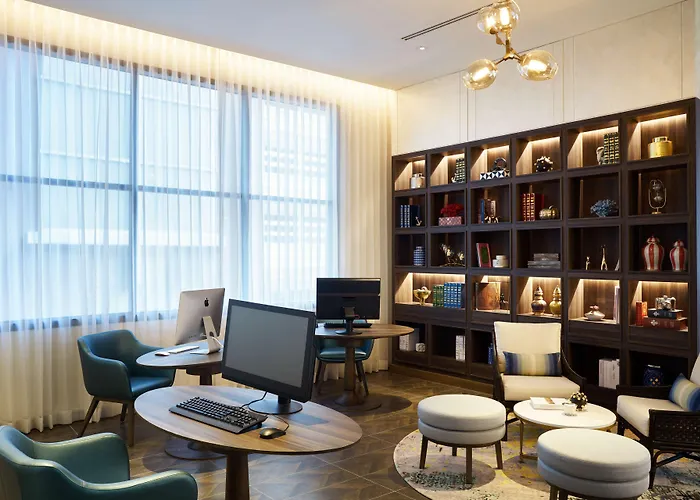 Hyatt Place Sukhumvit 24 Бангкок